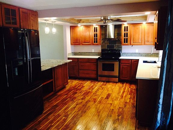3rd image of 1108 SE 147th Ave