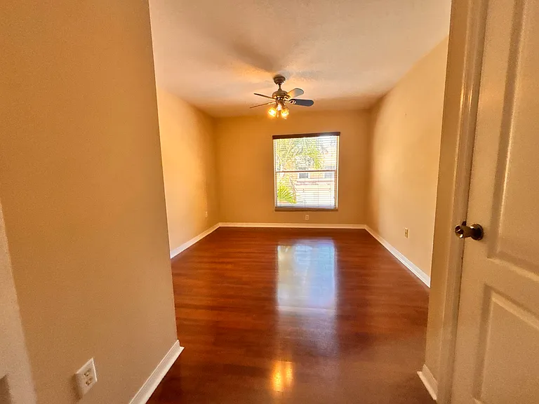 266 River Bluff Ln — Photo 23