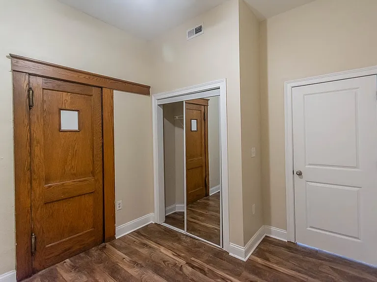 Oddfellows Apartments — Photo 25