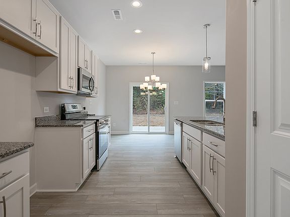 Similar Home-Different Flooring Option