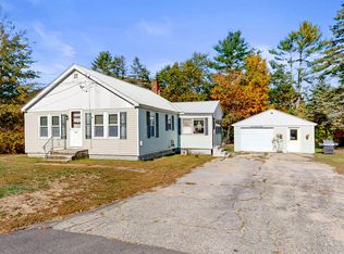 444 Auburn Rd, Peru, ME 04290