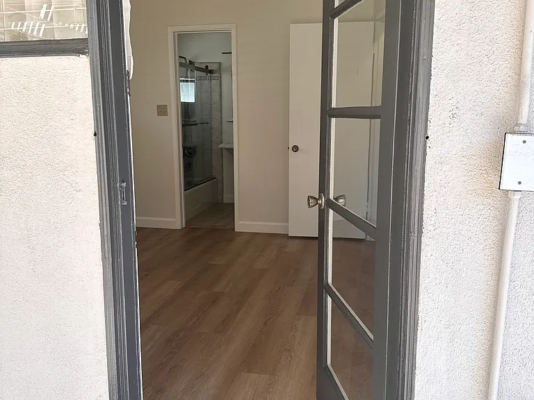 220 W Avenida Alessandro — Photo 31