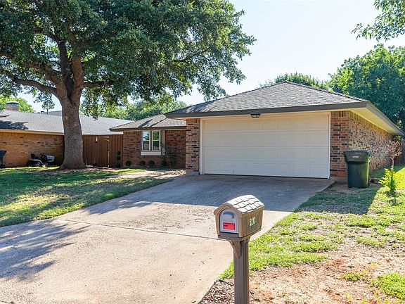2nd image of 5217 Meadowick Ln