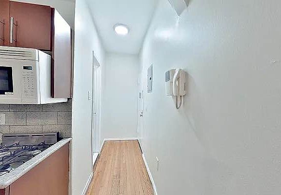 5th image of 104 Suffolk St APT 12