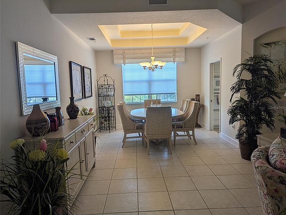5th image of 200 RIVERFRONT DRIVE #D101