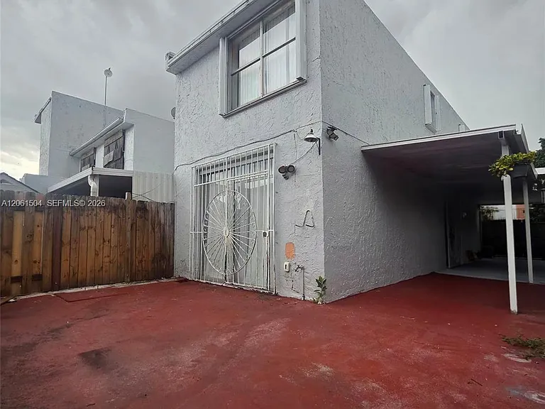 4241 W 10th Ln #7 — Photo 11