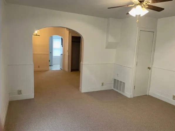 313 Walnut St, Tipton, IN 46072