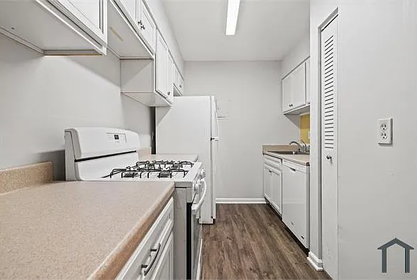 142 Georgetown Rd #9 — Photo 7