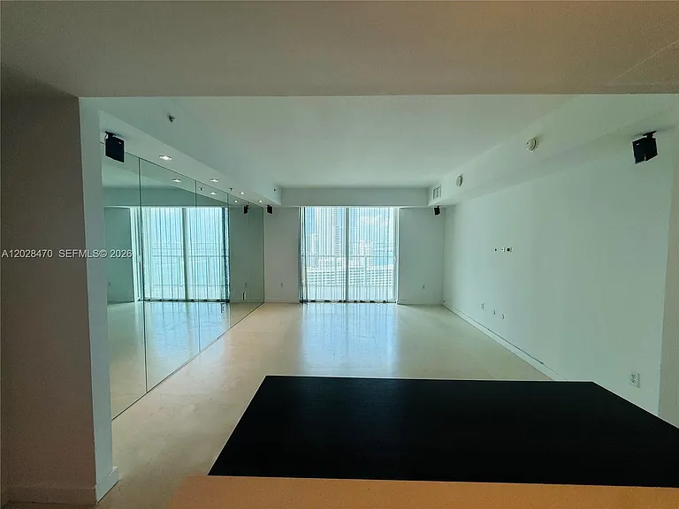 1900 N Bayshore Dr #2415 — Photo 10