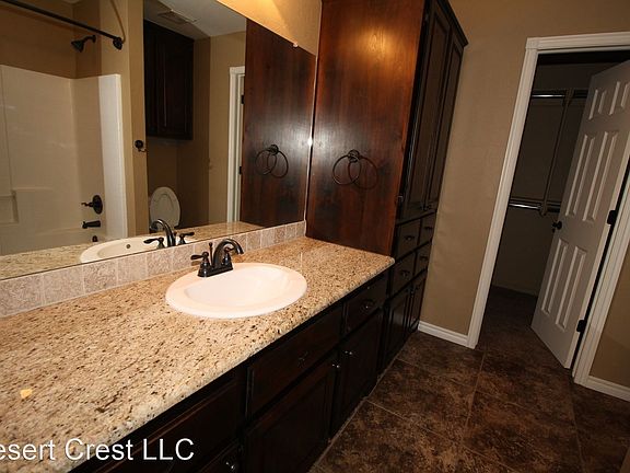 5th image of 1280 Kensington Ln