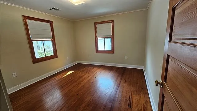517 Burmaster St — Photo 10
