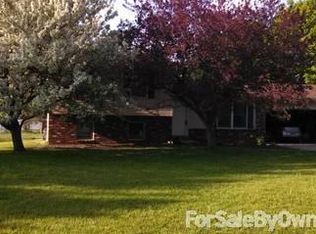 17315 Mackinaw Rd, Three Rivers, MI 49093