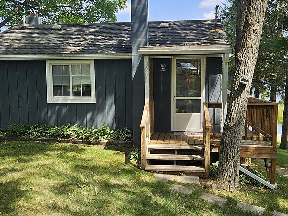 3rd image of 3200 Henry St