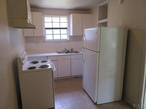 5th image of 8509 N Cherry Ave