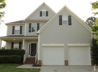 101 Autumn Glen Ln, Holly Springs, NC 27540