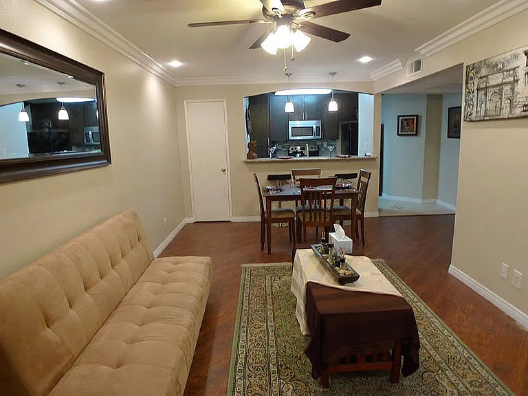 Villa De Adel Apts — Photo 73