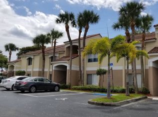215 W Boynton Beach Blvd, Boynton Beach, FL 33435