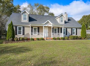 102 Fox Ridge Dr, Murfreesboro, TN 37128