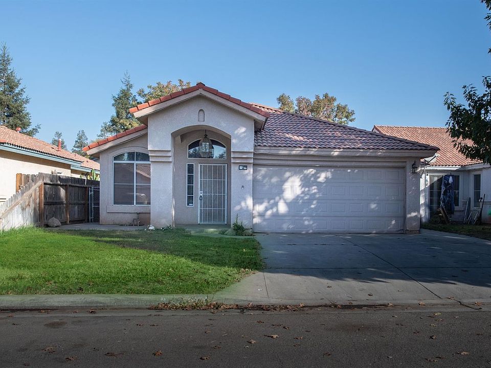 1st image of 5678 W Vartikian Ave