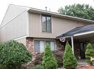 708 Wheatland Cir, Bridgeville, PA 15017