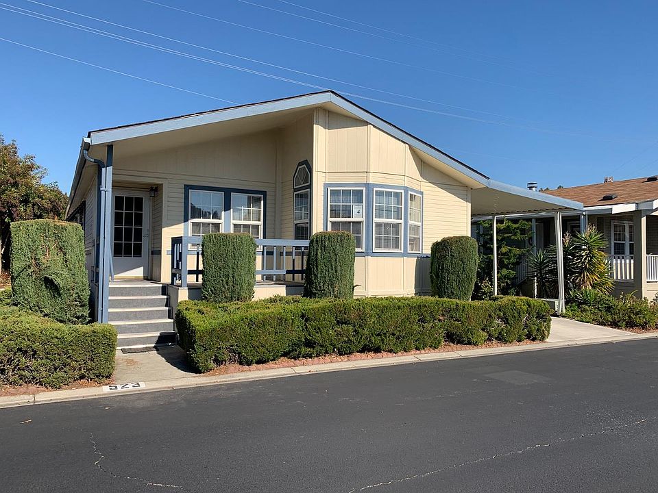 1st image of 523 Mountain Home Dr #523