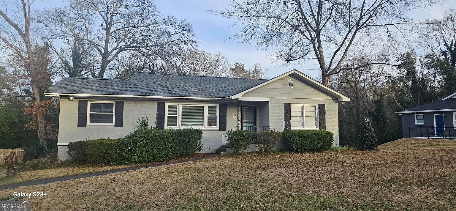 777 Corbin Ave photo 1