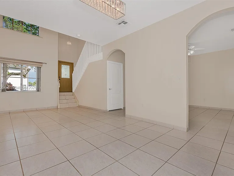 4959 SW 128th Ter — Photo 4