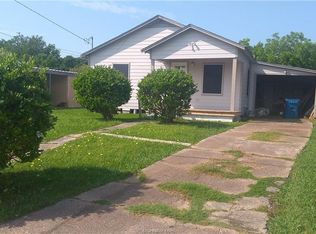 507 Duke St, Navasota, TX 77868