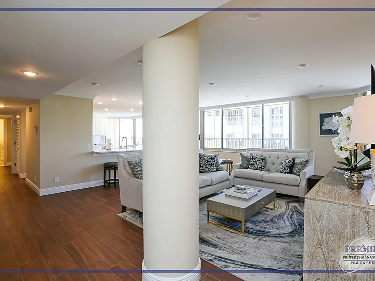 4041 Gulf Shore Blvd N #305 — Photo 8
