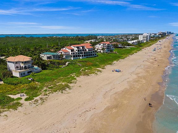 5th image of 4627 NE Ocean Blvd