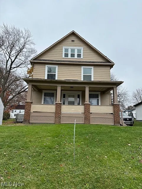 1661 Wakefield Ave photo 1