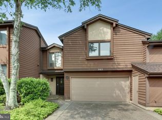 562 Sayre Dr, Princeton, NJ 08540