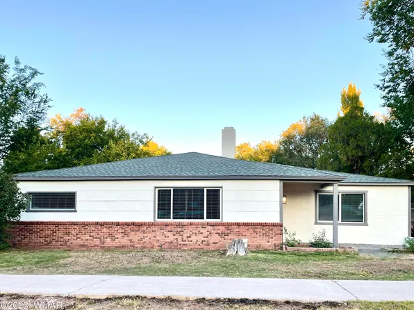 115 S 2nd St W, Saint Johns, AZ 85936