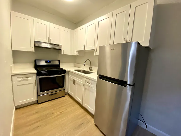 Gramercy Lofts — Photo 14