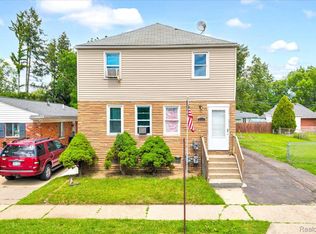 2180 Olive Ave, Lincoln Park, MI 48146