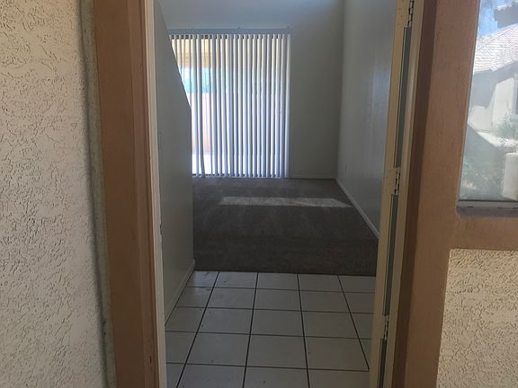 125 Entryway _05142020