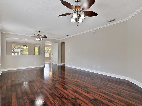 5th image of 1820 Enterprise Ave
