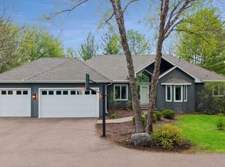 9125 Abbywood Rd, Chaska, MN 55318