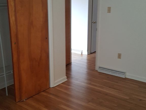 4th image of 900 Colonial Vlg #914
