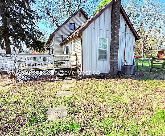 2314 Airline Ave — Photo 24
