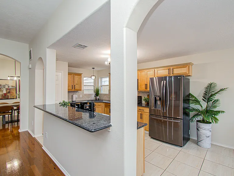7211 Crescent Mills Dr — Photo 10
