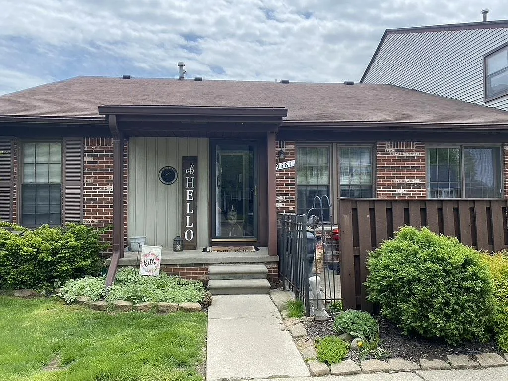 Old Dominion Dr, Clinton Township — Photo 1