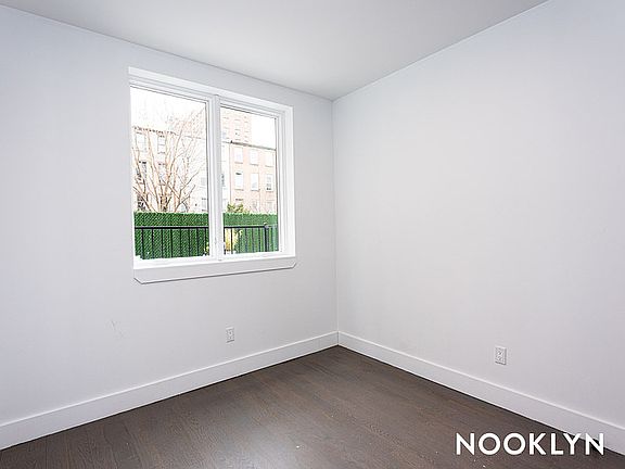 5th image of 115 Clifton Pl #1C