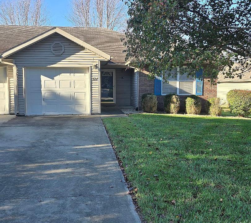 1st image of 524 Autumn Ct