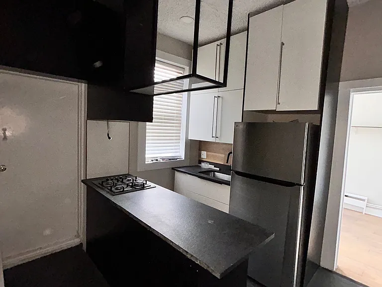 53 Stone St #1 — Photo 1