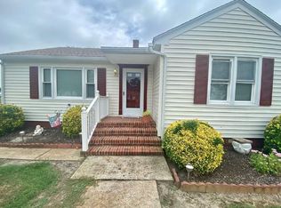 15 Church St, Church St, VA 23410