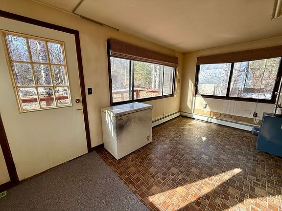 4th image of 53645 Timber Ln N