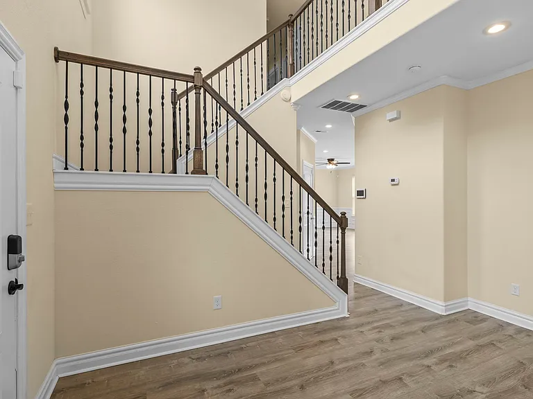 710 Beach Rd — Photo 30