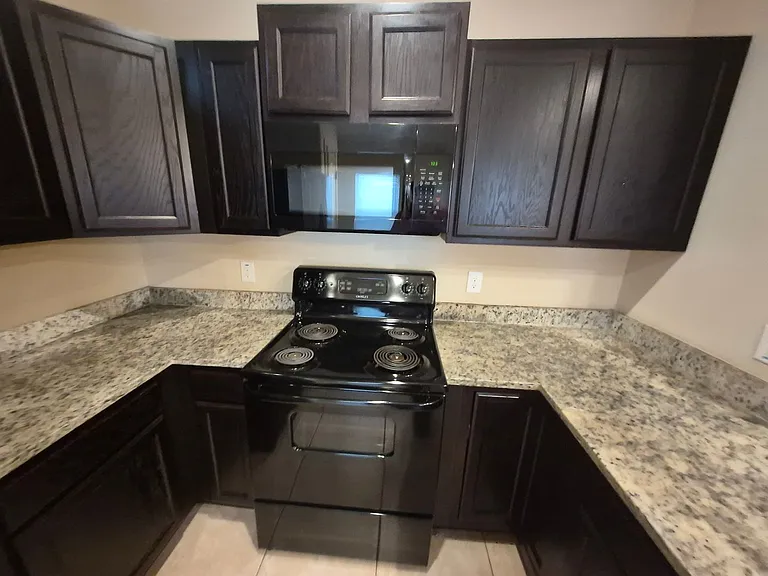7026 Lakeview Dr #101 — Photo 8