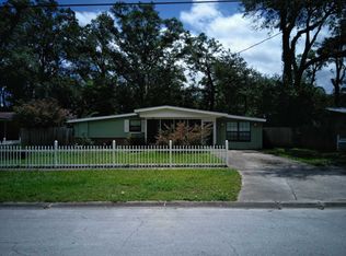 348 Mercury Dr, Orange Park, FL 32073